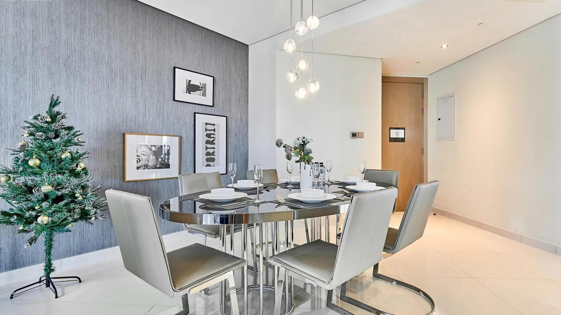 Bnbmehomes - Damac Towers Paramount Dubai Apartment