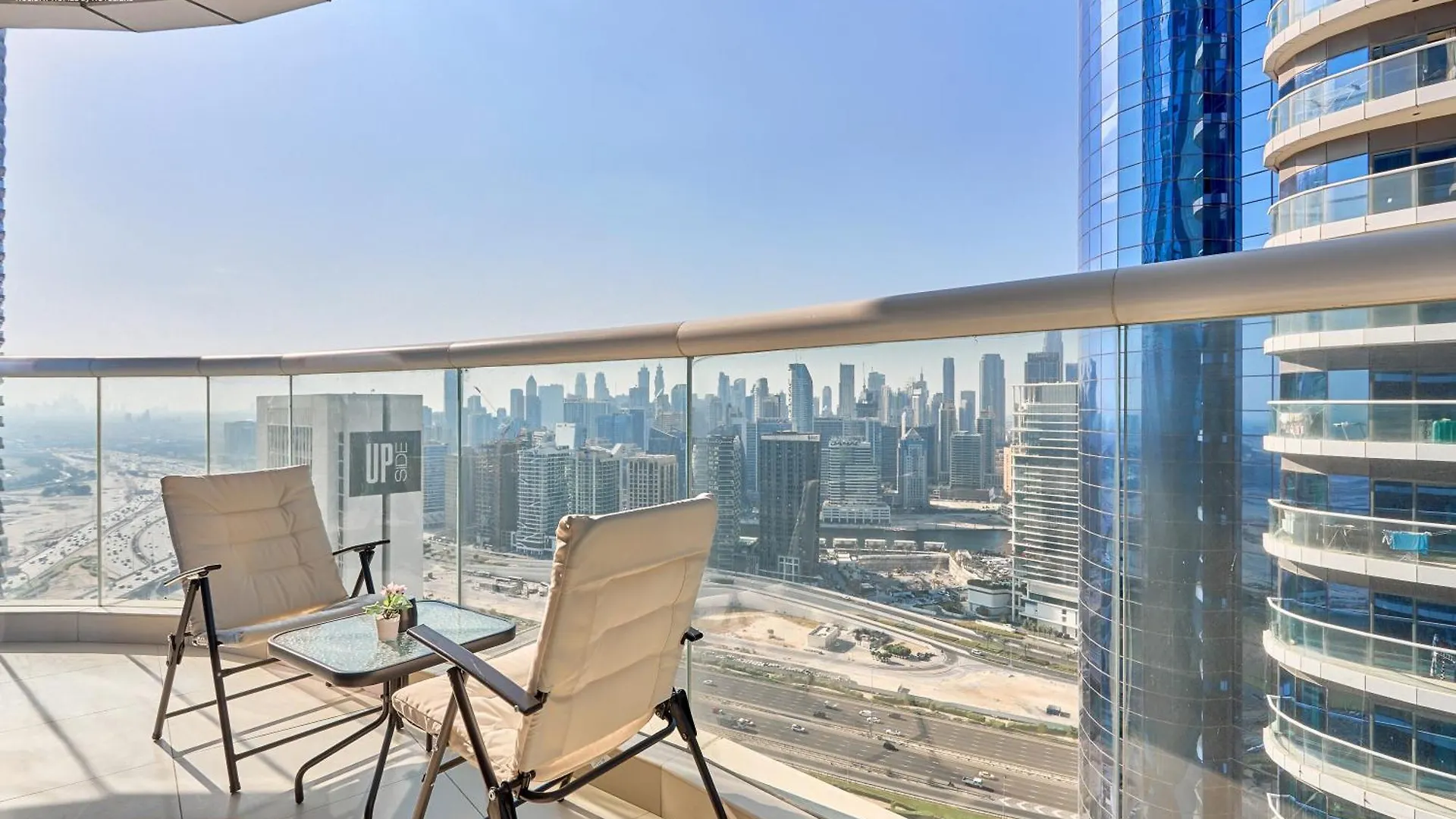 Bnbmehomes - Damac Towers Paramount Dubai