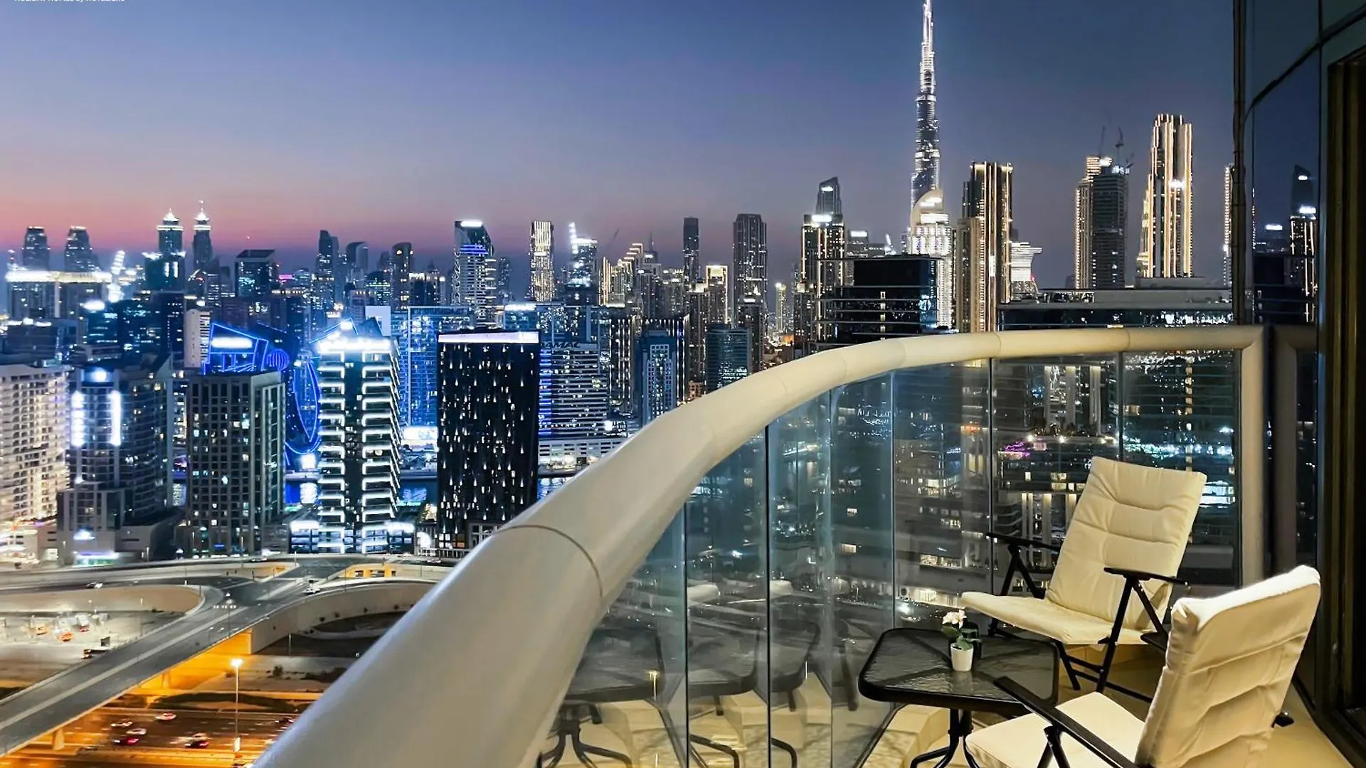 Apartment Bnbmehomes - Damac Towers Paramount Dubai United Arab Emirates